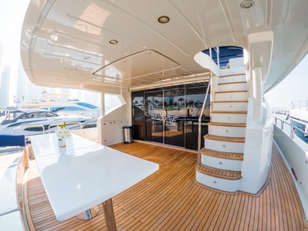 110ft Jacuzzi Yacht - Image 11