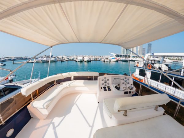 63ft Luxury Yacht - Image 14