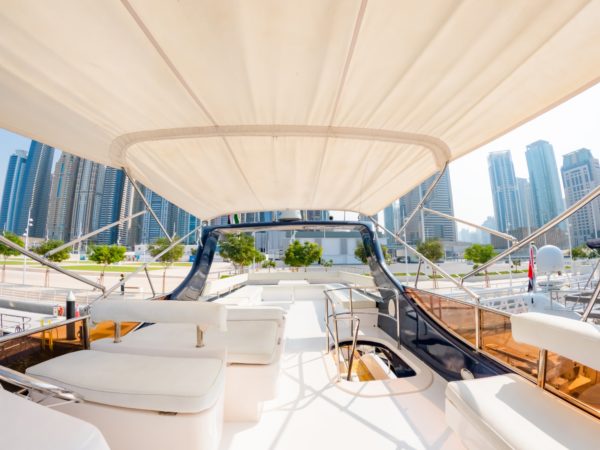 63ft Luxury Yacht - Image 15