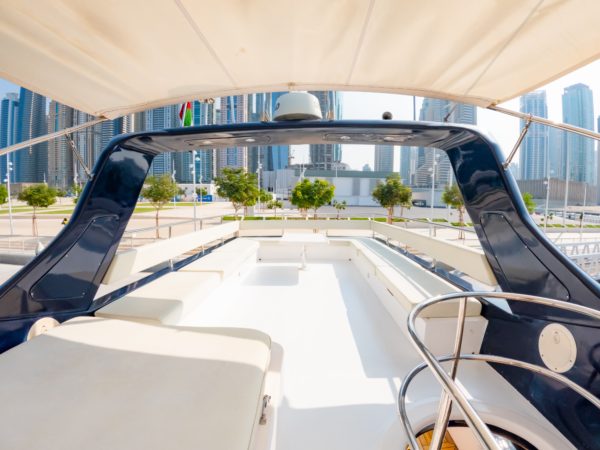 63ft Luxury Yacht - Image 16