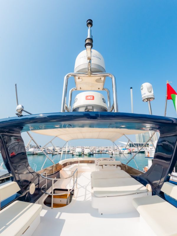 63ft Luxury Yacht - Image 18